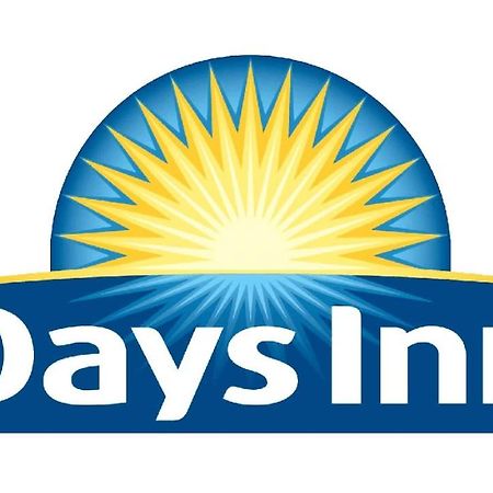 Days Inn By Wyndham Brooklyn Eastern Parkway New York Luaran gambar